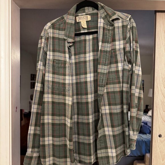 Duluth Trading Co Men Flannel Shirt - Medium Trim Fit - Green Plaid - Picture 1 of 1